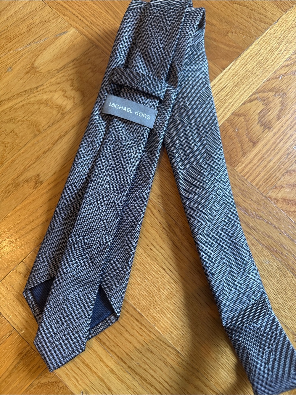 Michael Kors Men's Black and Gray Glen Plaid Tie